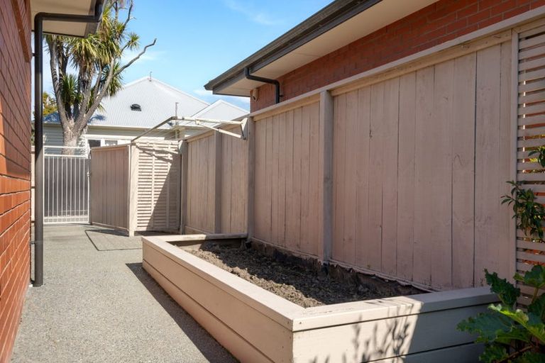 Photo of property in 37a Otara Street, Ilam, Christchurch, 8053