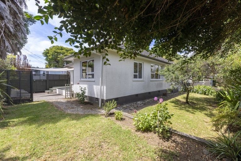 Photo of property in 475a Saint Aubyn Street, Moturoa, New Plymouth, 4310