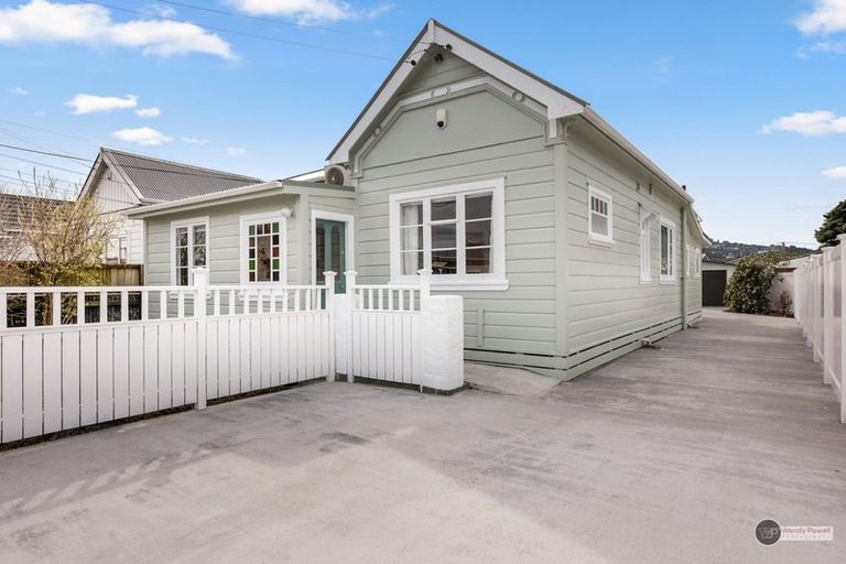 Photo of property in 11 Manchester Street, Petone, Lower Hutt, 5012