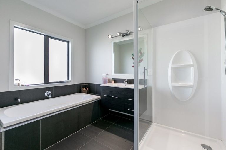 Photo of property in 44 Drake Crescent, Awatoto, Napier, 4110