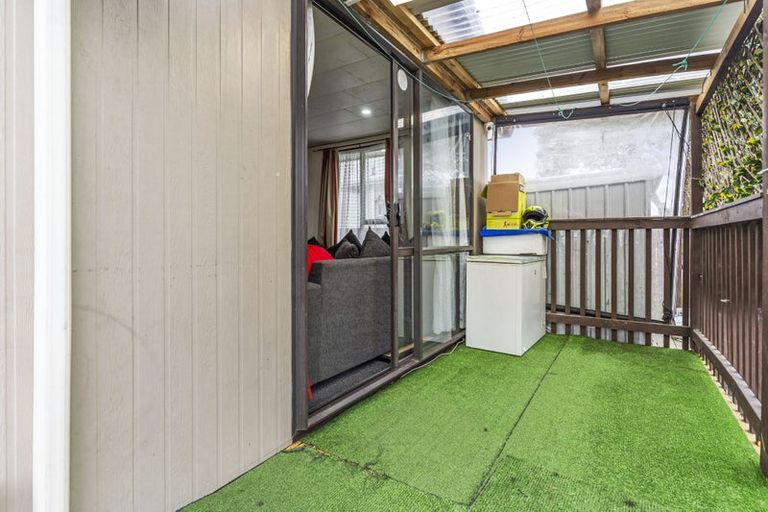 Photo of property in 2/115 Wyllie Road, Papatoetoe, Auckland, 2025