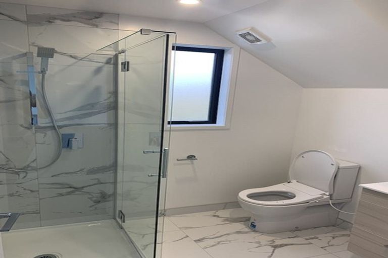 Photo of property in 1/2 Jadewynn Drive, Massey, Auckland, 0614