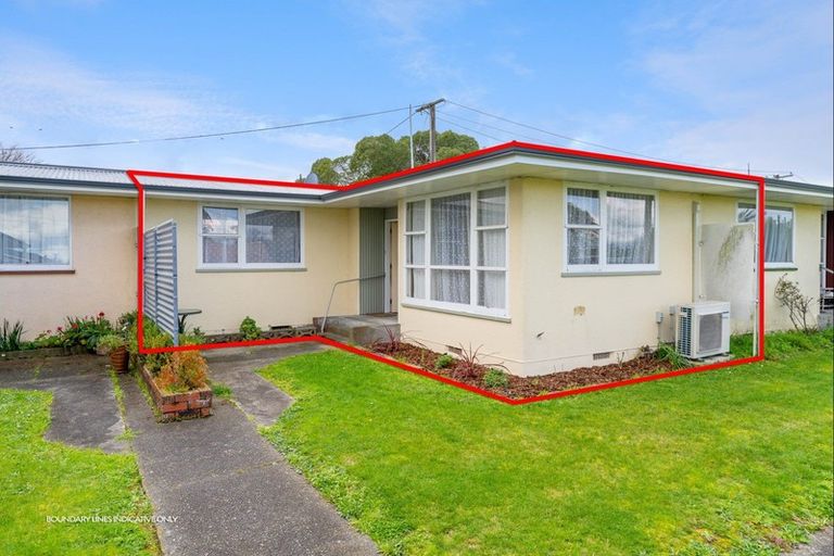 Photo of property in Cedarwood Flats, 10/15 Opaki Road, Lansdowne, Masterton, 5810