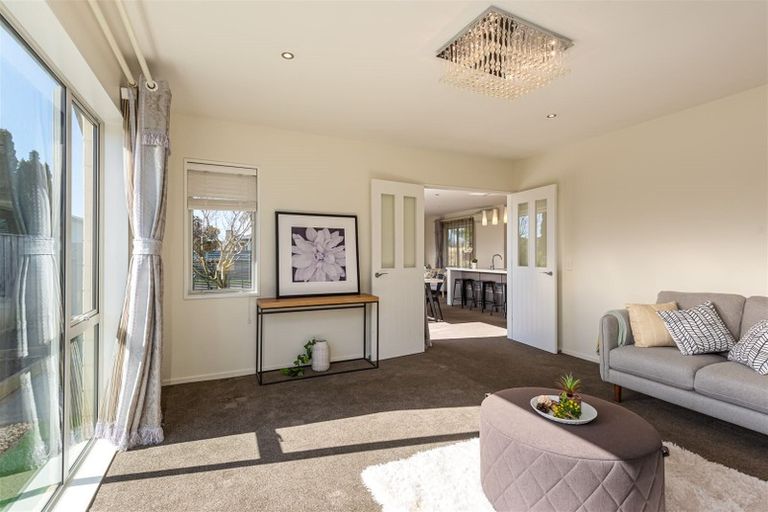 Photo of property in 32 Hakatere Road, Pegasus, 7612