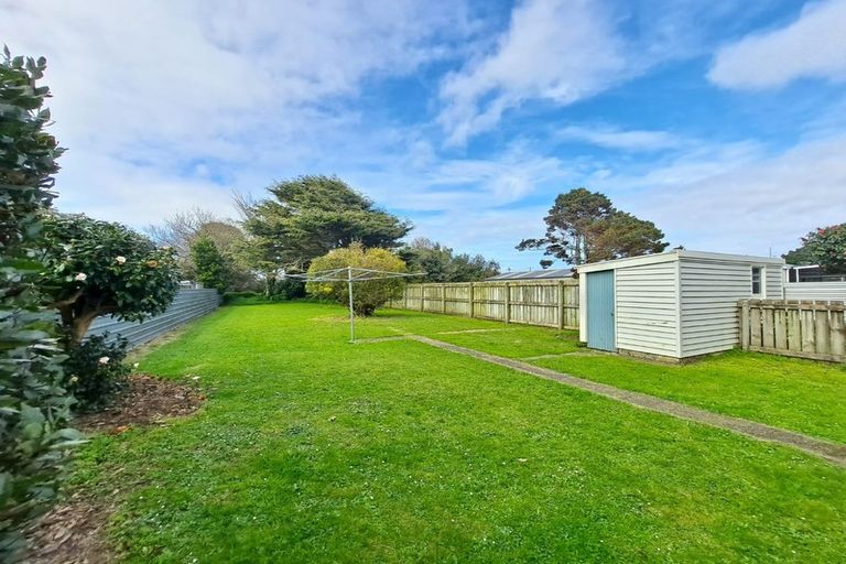 Photo of property in 12-14 Dixon Avenue, Hawera, 4610