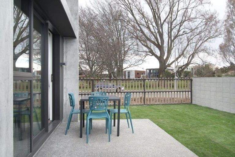Photo of property in Riverena Flats, 377 Barbadoes Street, Christchurch Central, Christchurch, 8011