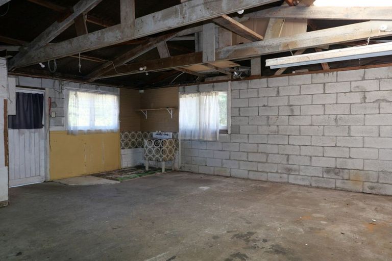 Photo of property in 100 Ruapehu Street, Paraparaumu, 5032