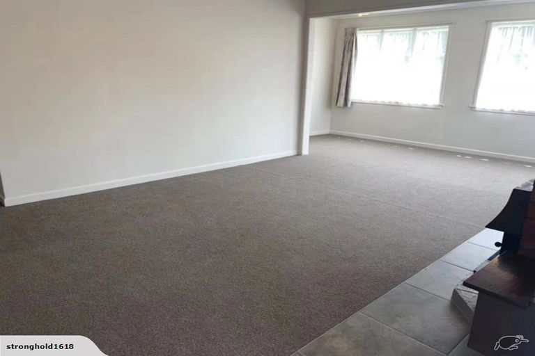 Photo of property in 36 Channel View Road, Campbells Bay, Auckland, 0630