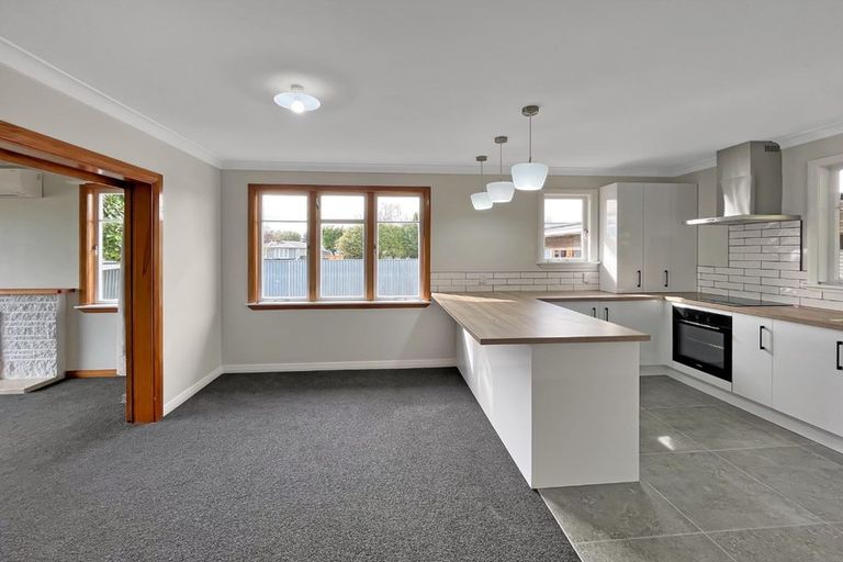 Photo of property in 4 Moray Place, Highbury, Palmerston North, 4412
