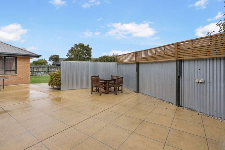 Photo of property in 6 Mclean Place, Woodend, 7610