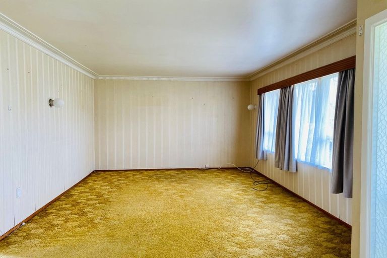 Photo of property in 9a Kirton Crescent, Manurewa, Auckland, 2102