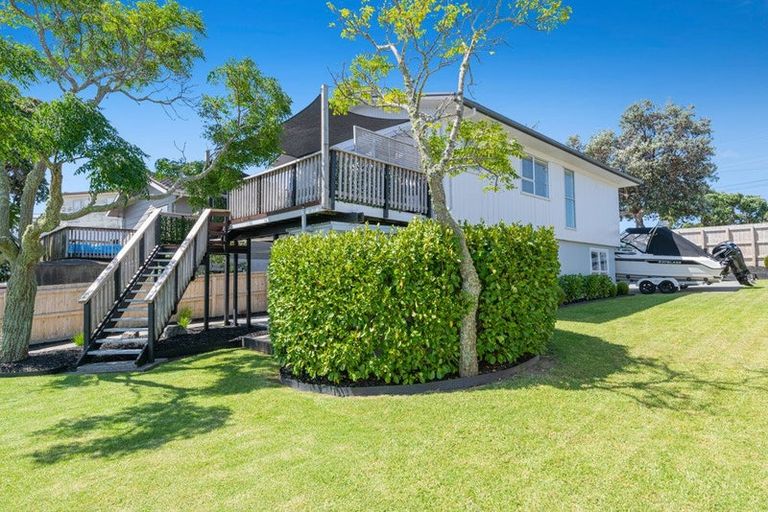 Photo of property in 84 Stanmore Bay Road, Stanmore Bay, Whangaparaoa, 0932