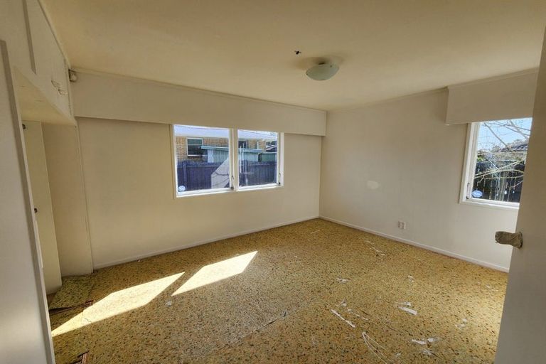 Photo of property in 97 Rathgar Road, Henderson, Auckland, 0610