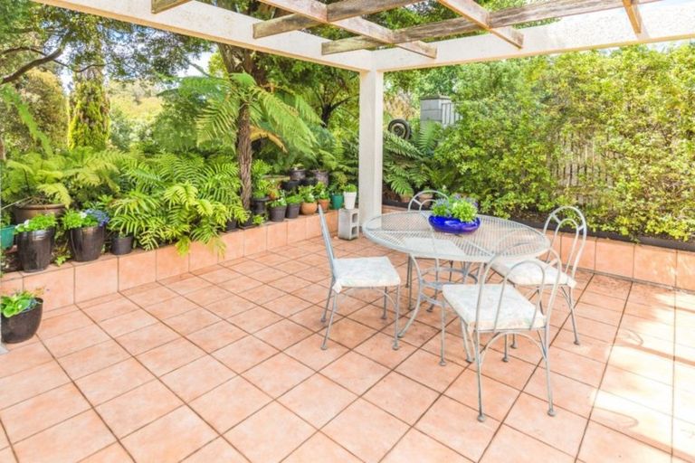 Photo of property in 108 Great North Road, Saint Johns Hill, Whanganui, 4500