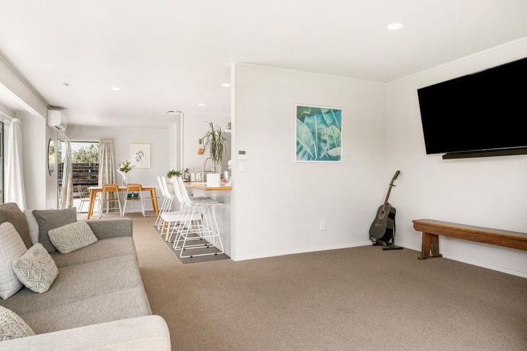 Photo of property in 20a Kane Road, Papamoa Beach, Papamoa, 3118