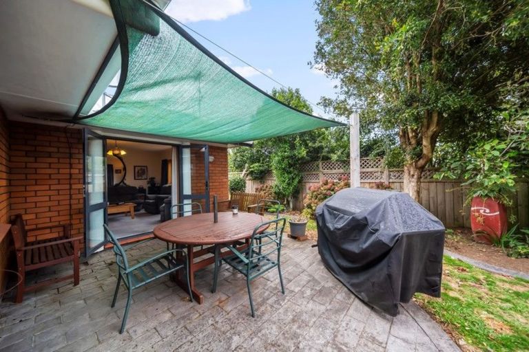 Photo of property in 8 Frank Wilson Terrace, Welbourn, New Plymouth, 4312