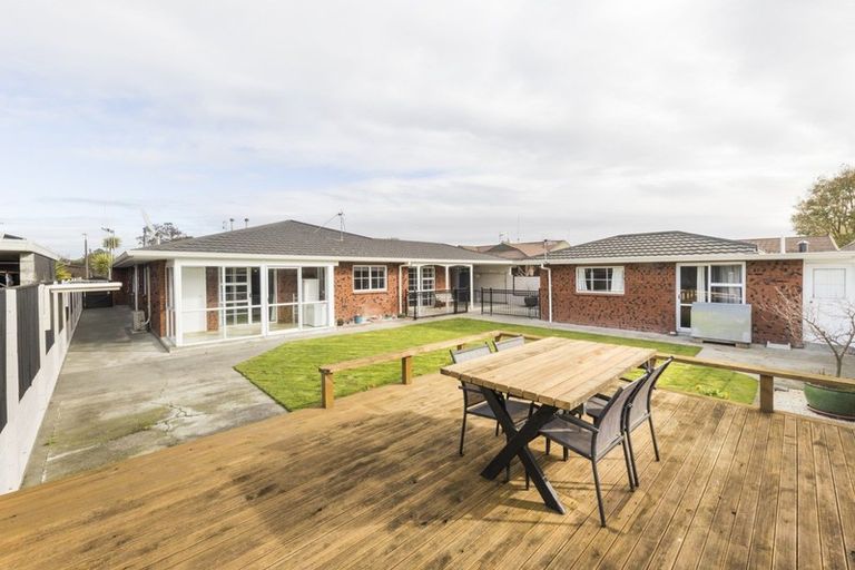 Photo of property in 6 Grange Place, Milson, Palmerston North, 4414