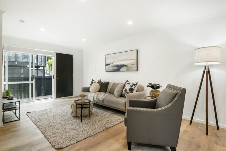 Photo of property in 30 Wyoming Avenue, Murrays Bay, Auckland, 0630