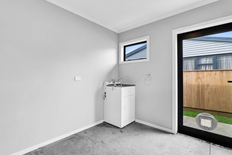 Photo of property in 48b Celia Street, Stratford, 4332