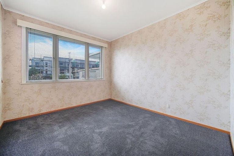 Photo of property in 136 Rathgar Road, Henderson, Auckland, 0610