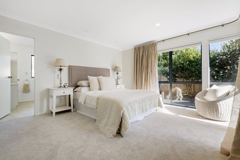 Photo of property in 16 Palm Beach Boulevard, Papamoa Beach, Papamoa, 3118