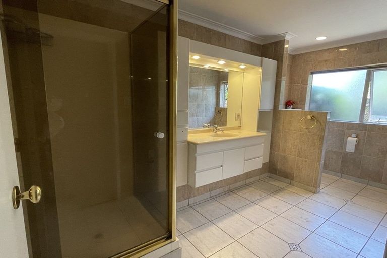 Photo of property in 13 Dayspring Way, Pakuranga, Auckland, 2010