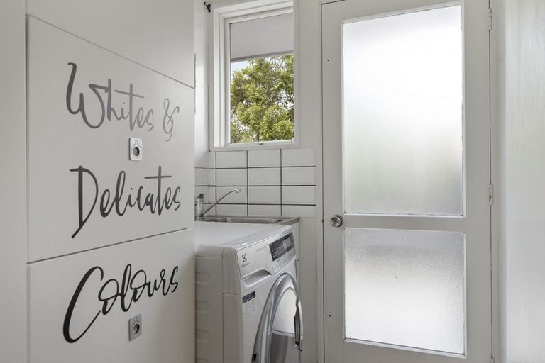 Photo of property in 1/185 Queenspark Drive, Parklands, Christchurch, 8083