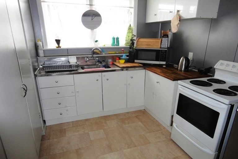 Photo of property in 64 Tawa Crescent, Manurewa, Auckland, 2102