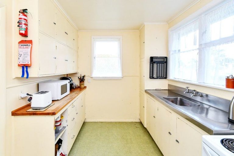 Photo of property in 16 Emere Place, Meremere, Mercer, 2474