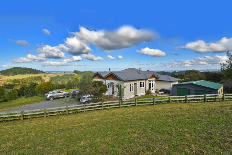 Photo of property in 109 Govan Wilson Road, Whangaripo, Warkworth, 0985