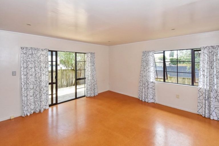 Photo of property in 1/14 View Road, Papakura, 2110