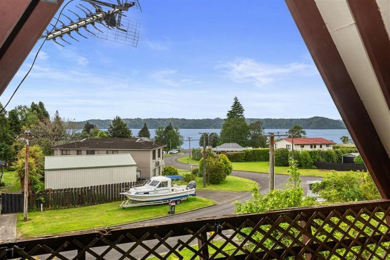 Photo of property in 8 Aoturoa Avenue, Rotoiti Forest, Rotorua, 3074