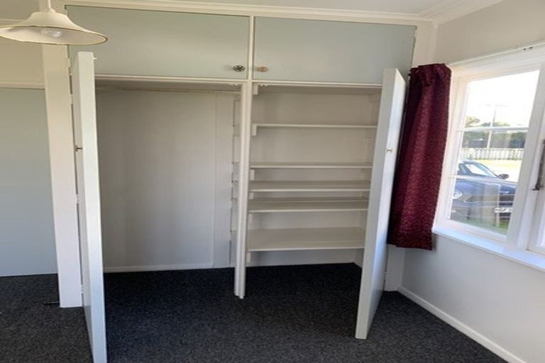 Photo of property in 33 Bowen Street, Levin, 5510