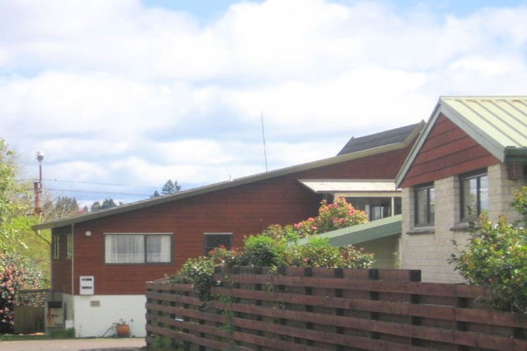 Photo of property in 20 Burton Place, Owhata, Rotorua, 3010