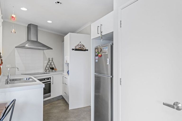 Photo of property in 51 Owles Terrace, New Brighton, Christchurch, 8061