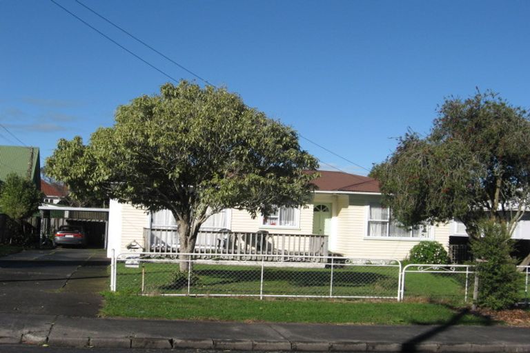 Photo of property in 25 Clark Street, Manurewa, Auckland, 2102