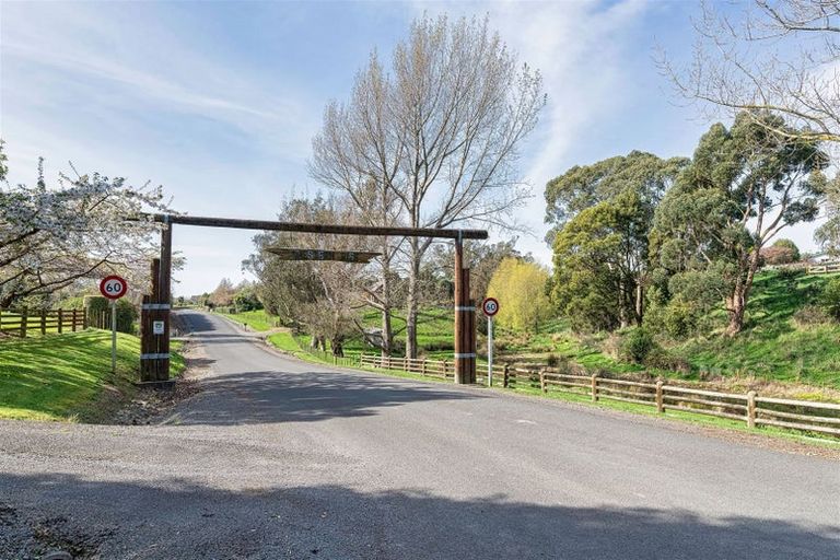 Photo of property in 9 Tullahoma Way, Ohau, Levin, 5570