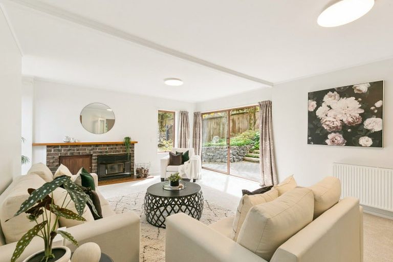 Photo of property in 7 Nadia Grove, Khandallah, Wellington, 6035