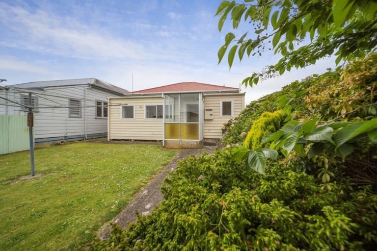 Photo of property in 78 Disraeli Street, Hawera, 4610