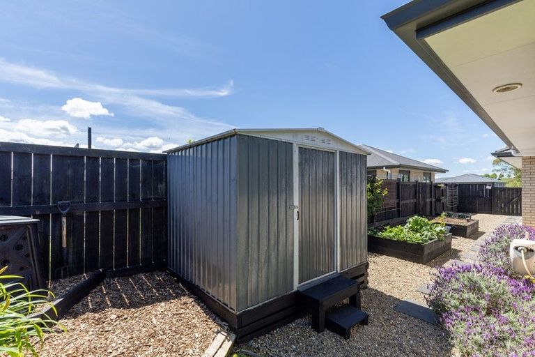 Photo of property in 14 Matau Close, Te Kauwhata, 3710