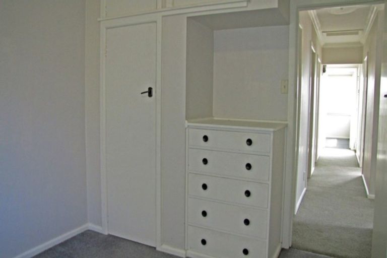 Photo of property in 1 Bay View Road, Bluff Hill, Napier, 4110