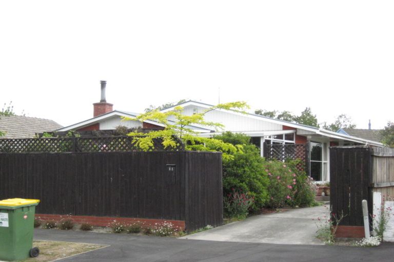 Photo of property in 33 Whitby Street, Burnside, Christchurch, 8053