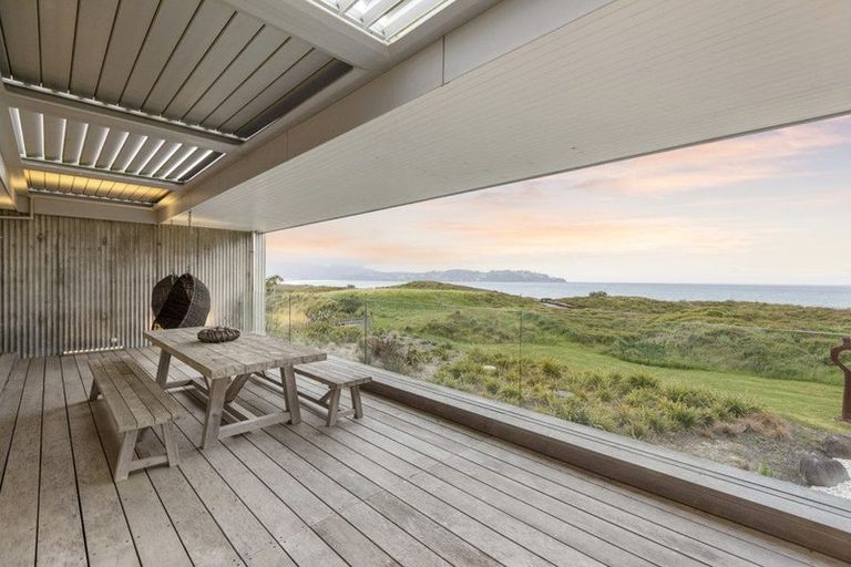 Photo of property in 25 Inanga Lane, Omaha, 0986