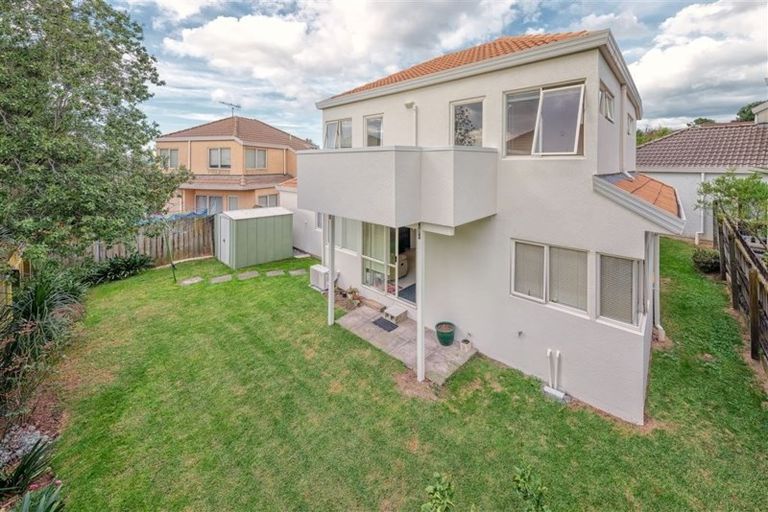 Photo of property in 2/5 Juvena Place, Clover Park, Auckland, 2019