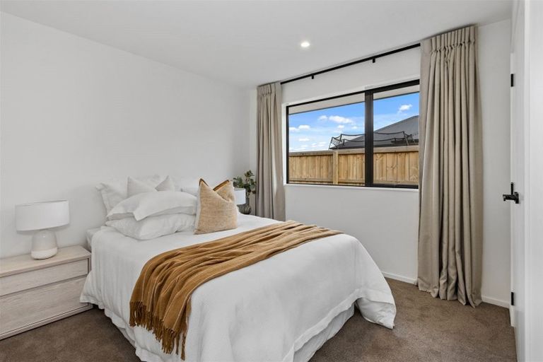 Photo of property in 11 Quinn Crescent, Woodend, 7610