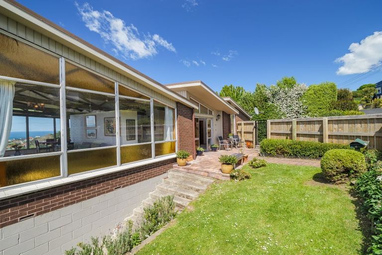 Photo of property in 4 Winston Place, Kew, Dunedin, 9012