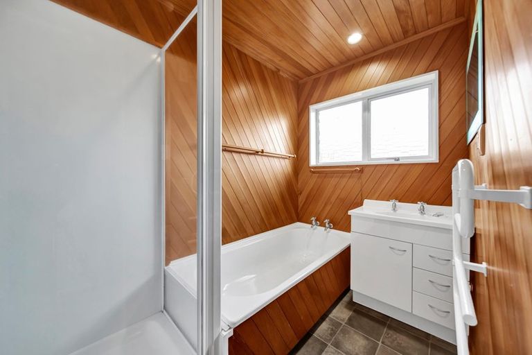 Photo of property in 3 Dives Avenue, Hawera, 4610