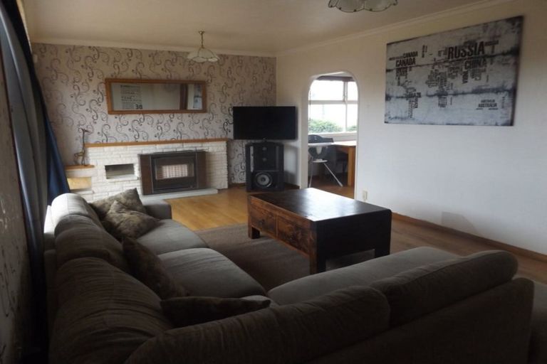 Photo of property in 32 Mears Road, St Andrews, Hamilton, 3200