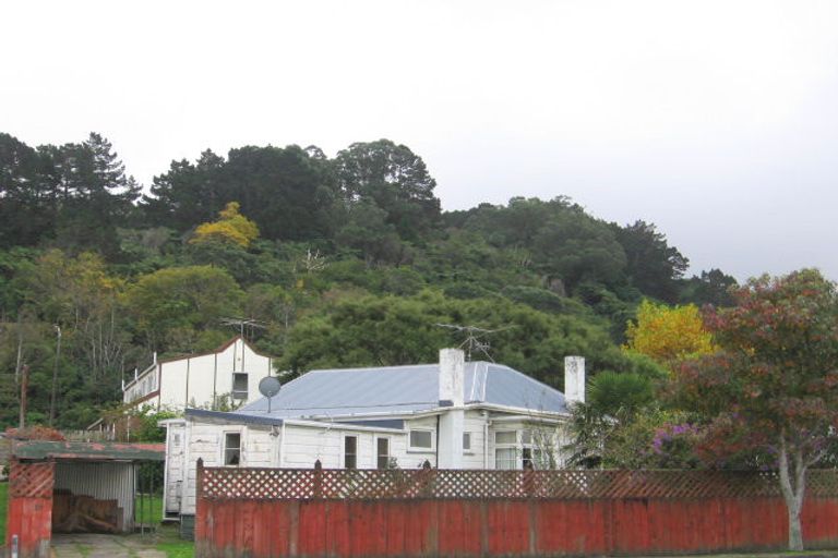 Photo of property in 33 Pharazyn Street, Melling, Lower Hutt, 5010