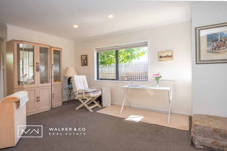 Photo of property in 12a Fraser Crescent, Elderslea, Upper Hutt, 5018